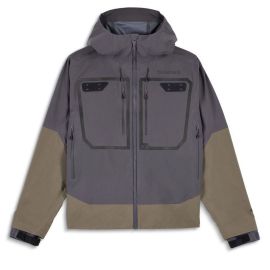 Vorderansicht der grau-oliven Simms G3 Guide Watjacke 2026 mit großen Brusttaschen und wasserdichten YKK-Reißverschlüssen vor weißem Hintergrund