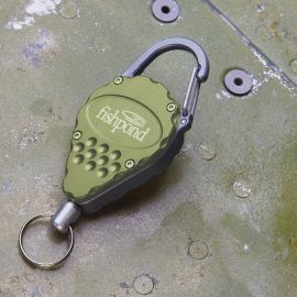 Fishpond Arrowhead Retractor, moss