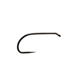 Seitenansicht des widerhakenlosen Fulling Mill Ideal Trout Allround-Fliegenhakens in der dunklen Farbe Black Nickel vor weißem Hintergrund; gut zu sehen sind der weite Sproat-Bogen, das nach unten angewinkelte Öhr und die messerscharfe Spitze