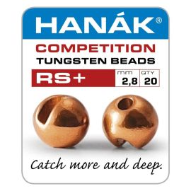 Produkt-Verpackungs-Etikett der Hanak Competition Tungsten Beads RS+ 2,8 mm in Copper mit 20 Stück Inhalt; abgebildet sind zwei glänzende, kupferfarbene Wolframperlen mit schmalem Schlitz von vorne und der Seite sowie der Slogan "Catch more and deep"