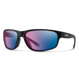 Smith Optics Redding 2 Polarisationsbrille in Mattschwarz mit blau verspiegelten Gläsern in schräger 3D Frontansicht