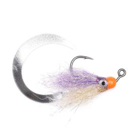 The Baler Wiggle Tail: Innovative Barsch-Fliege in Purple-Tan-Silver mit einem großen, silbernen Wiggle Tail und auffälligem orangen Kopf für maximale Lockwirkung auf Raubfischen.