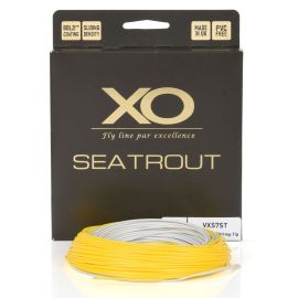 Vision XO Seatrout Fliegenschnur Float Shrimp Tip, gelb-graue Schnurwicklung vor der dunklen Verpackung mit goldenem XO Seatrout Aufdruck und dem Hinweis Made in UK